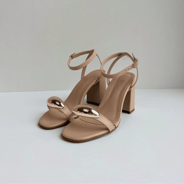 Dallas - Sandália Feminina Aplicação Salto Grosso Bege