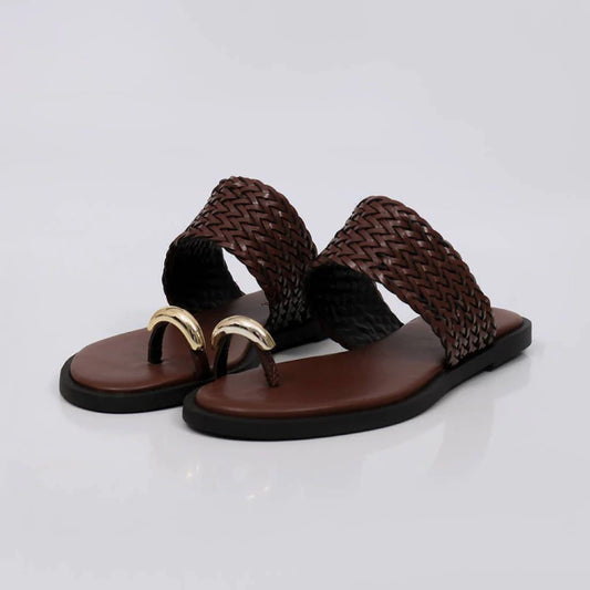 Medusa - Rasteira Feminina Trançada Aplicação Marrom