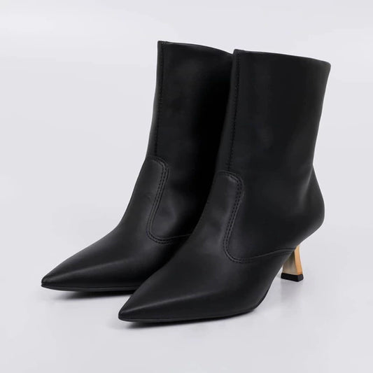 Samara – Bota Feminina Salto Baixo Zíper Aplicação Preta