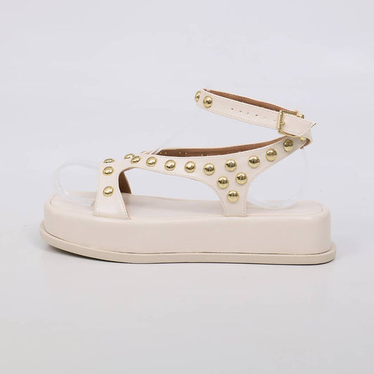 Isabel - Papete Feminina Flatform Tachas Metálicas Off-white
