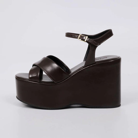 Charlote - Sandália Feminina Plataforma Fivela Meia Pata Marrom