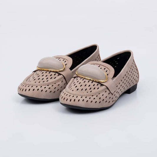 Aspen - Mocassim Feminino Vazado com Aplicação Cinza