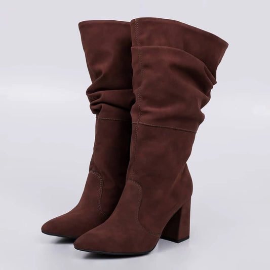 Europa - Bota Feminina de Camurça Salto Bloco Bico Fino Marrom