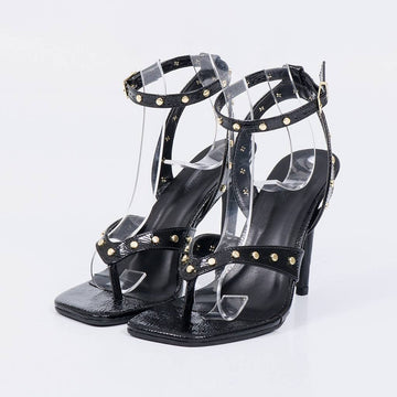 Texas - Sandália Feminina Salto Alto Fino Tiras Tachas Preto