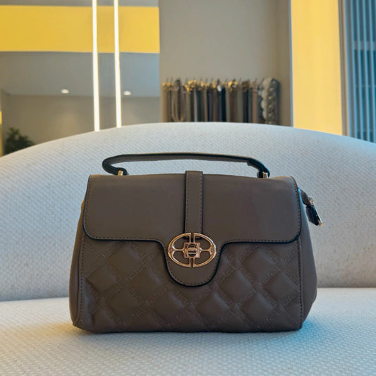 Estelar - Bolsa Feminina Alça Mão Matelassê Elegante Marrom Claro