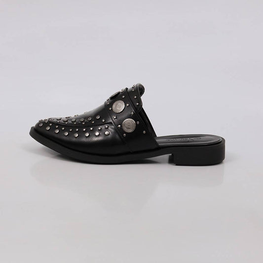Positano - Mule Feminino Tachas Metálicas Bico Fino Preto