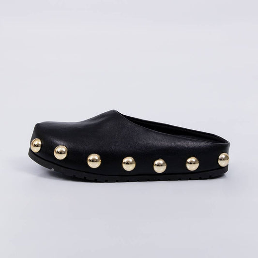 Oslo - Clog Feminino com Tachas Douradas Preto