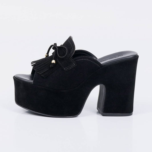 Mantra - Tamanco Feminino Meia Pata Salto Alto Franjas Preto