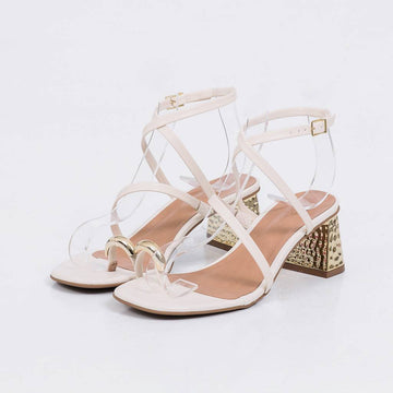 Kiara - Sandália Feminina Salto Bloco Tiras Salto Cromado Off-white