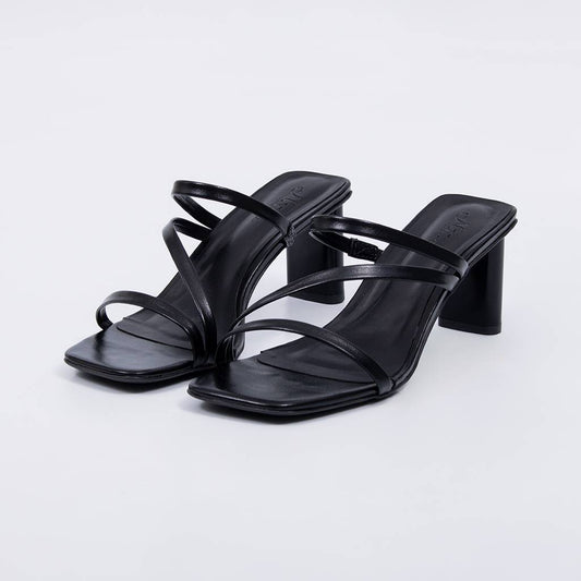 Hera - Sandália Feminina Tiras Finas Salto Bloco Preto
