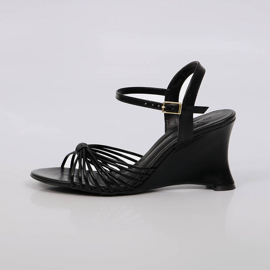 Marina - Sandália Feminina Salto Anabela Tiras Trançadas Preto