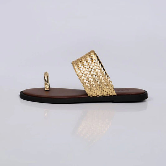 Medusa - Rasteira Feminina Trançada Aplicação Dourado