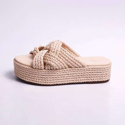 Havaí - Flatform Feminina Bico Redondo Tira Em Corda Bege