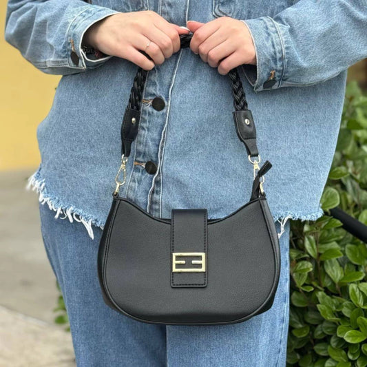 Elia - Bolsa Feminina Tiracolo Meia Lua Fivela Preto