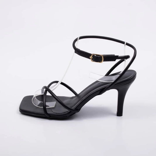 Blend - Sandália Feminina Bico Quadrado Tiras Finas Fivela Preta