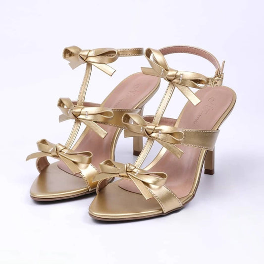 Lynn - Sandália Feminina Salto Alto Com Tiras e Fivela Dourada