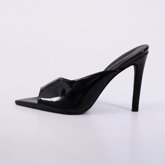 Violeta – Tamanco Feminino Salto Alto Verniz Aberto Preto