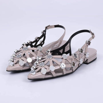 Sibeli - Slingback Feminina Bico Fino Aplicação Cinza