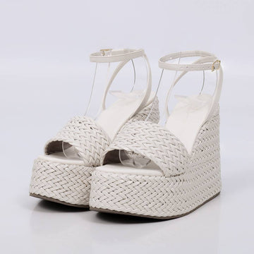 Vegas – Sandália Anabela Feminina Plataforma Trançada Off-white