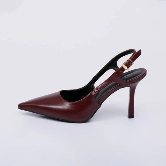 Safira - Scarpin Bico Fino Fivela e Salto Fino Vermelho