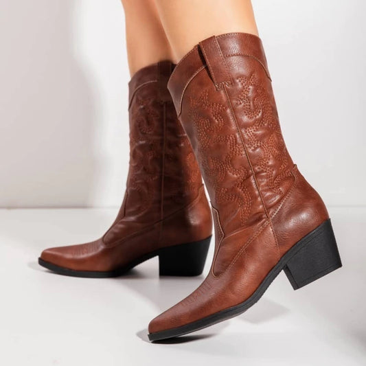 Catarina - Bota Feminina Texana Country Cano Médio Salto Grosso Caramelo