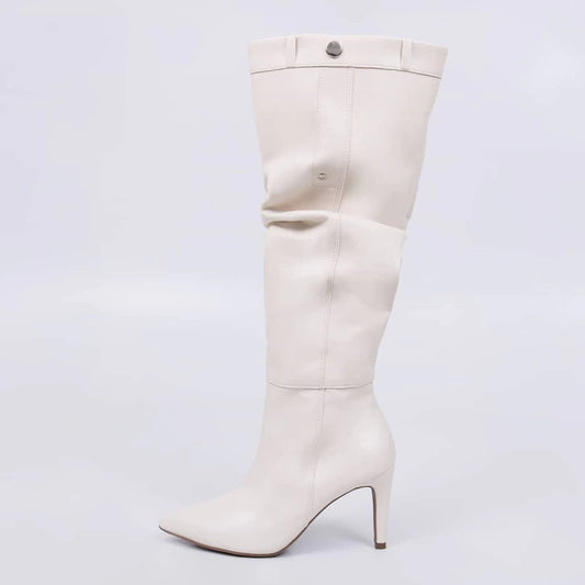 Madonna - Bota Feminina Aplicação Bico Fino Off-White