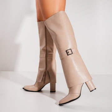 Elisa - Bota Feminina Dobrada Bico Redondo Salto Grosso Cano Longo Bege