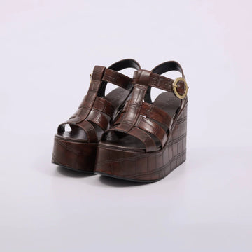 Eloah - Sandália Feminina Salto Anabela Croco Com Tiras Marrom Escuro