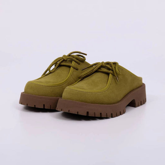 Emily - Mule Feminino Tratorado Camurça com Cadarço Verde Claro