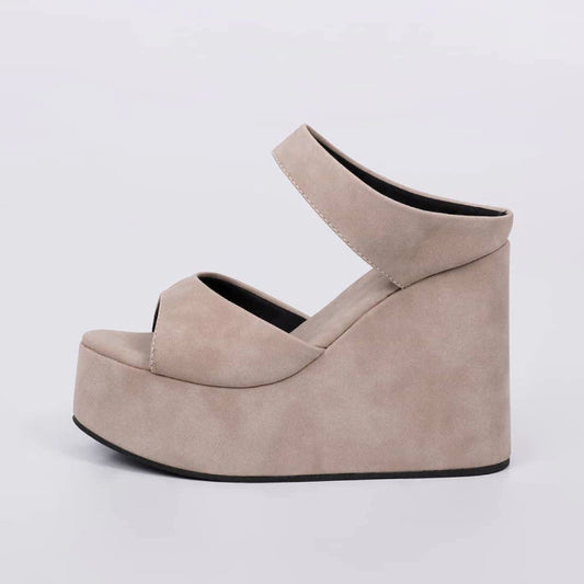 Canadá - Tamanco Feminino Anabela de Camurça Cinza