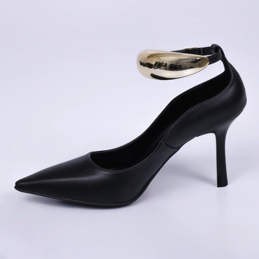 Cassandra - Scarpin Feminino Bico Fino Salto Alto Preto