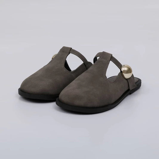 Selene - Mule Feminino Camurça Aplicação Dourada Cinza