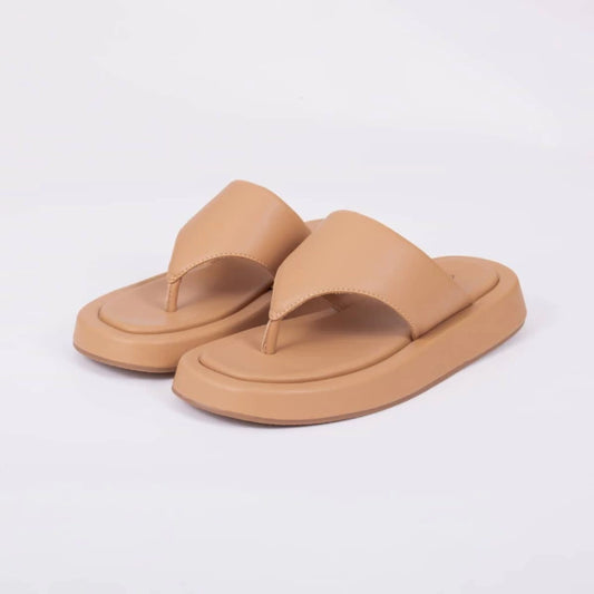 Isis - Chinelo Feminino Flatform Tiras de Dedo Nude Palha