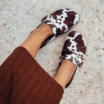 Vanila - Clog Feminino Anatômico com Fivela Vaquinha Marrom
