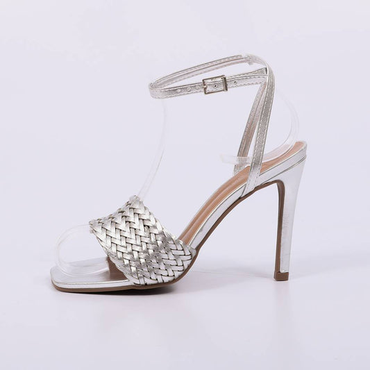 Kora - Sandália Feminina Salto Alto com Tira Trançada Prata