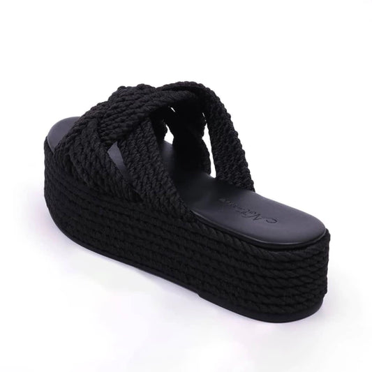 Havaí - Flatform Feminina Bico Redondo Tira Em Corda Preta