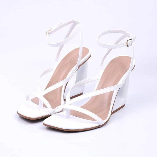 Londres - Sandália Feminina Três Tiras Salto Geométrico Branca