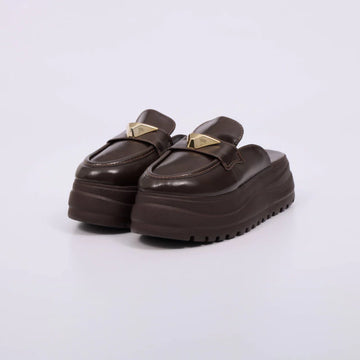 Amélia - Sapato Feminino Plataforma Alta Detalhe Metal Marrom