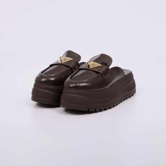 Amélia - Sapato Feminino Plataforma Alta Detalhe Metal Marrom