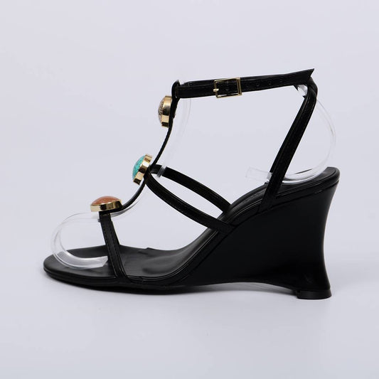 Carla - Sandália Feminina Salto Anabela Aplicações Preto