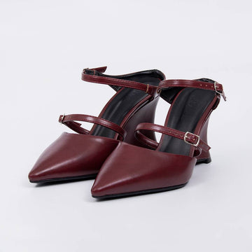 Bruma - Scarpin Feminino Anabela Tiras Fivela Dupla Vermelho