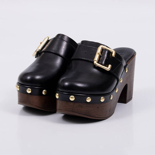 Isis - Tamanco Feminino Plataforma Meia Pata Tachas Preto