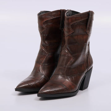 Piton - Bota Feminina Cano Médio Croco Bico Fino Salto Marrom Escuro