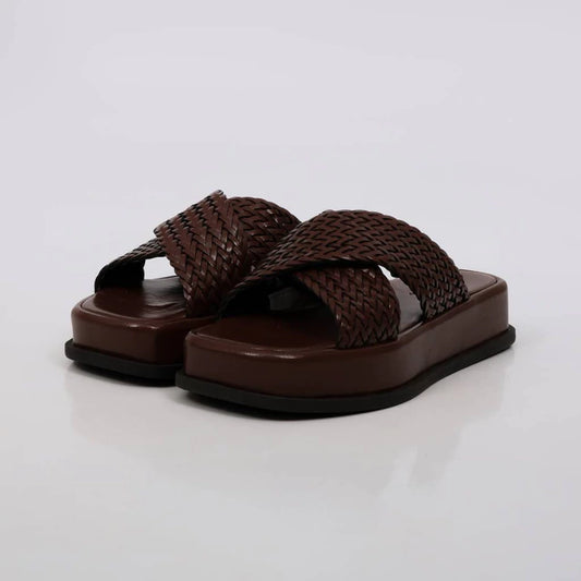 Lais - Flatform Feminina Tiras Trançadas Cruzadas Marrom