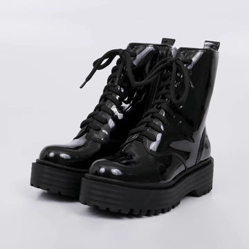 Box - Coturno Feminino Verniz Tratorado com Cadarço Preto