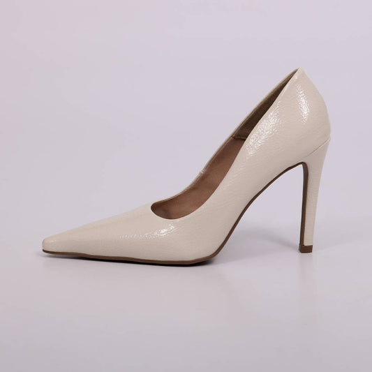 Lua – Scarpin Feminino Salto Fino Bico Fino Verniz Off White