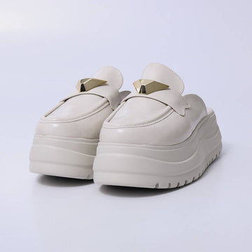 Amélia - Sapato Feminino Plataforma Alta Detalhe Metal OFF White