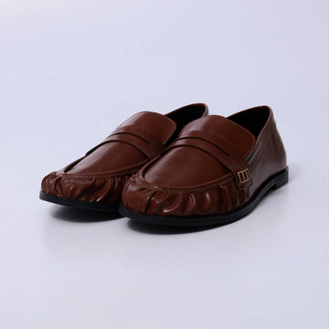 Filipa – Mocassim Feminino Bico Redondo Franzido Caramelo