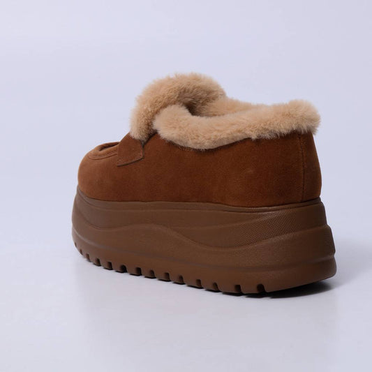 Samanta – Sapato Feminino Plataforma Peluciado Aplicação Caramelo