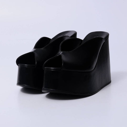 Isa – Tamanco Feminino Plataforma Anabela Peep Toe Preto